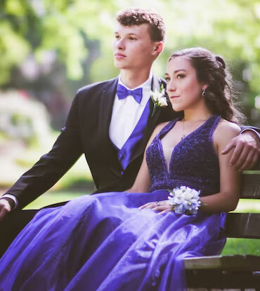 Tallahassee prom season limo bus